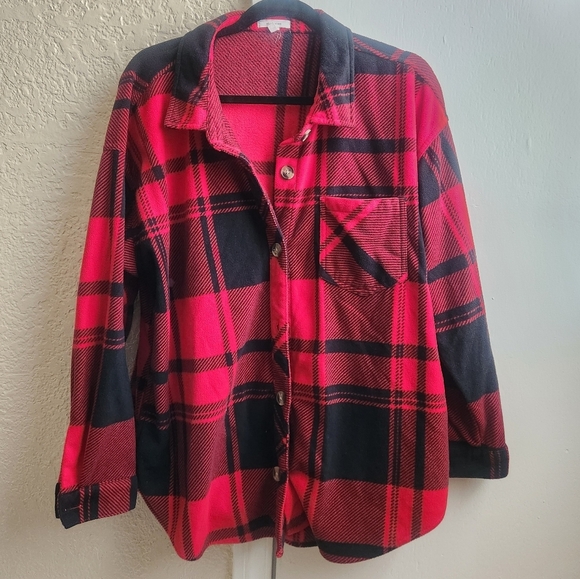 Maurices- Buffalo Plaid Fleece Button Up - Picture 2 of 8